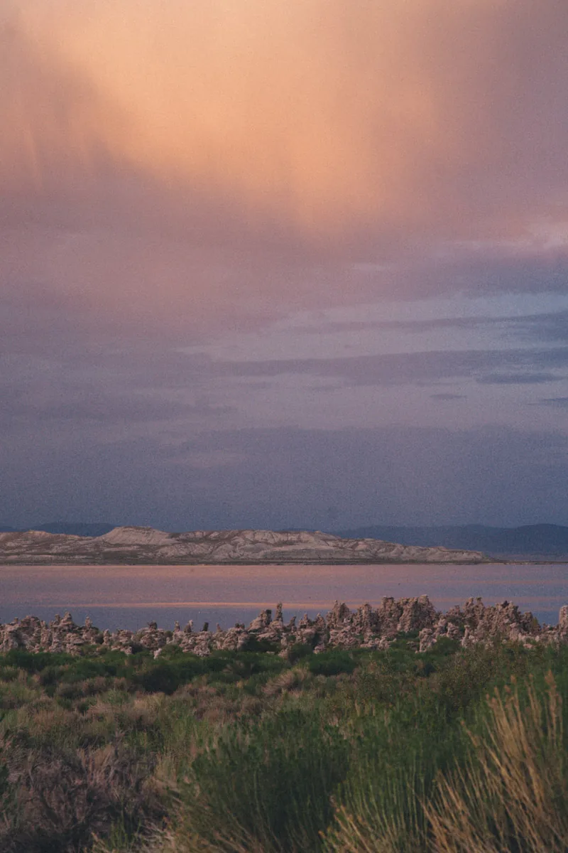 Pink clouds above the shore of Mono Lake