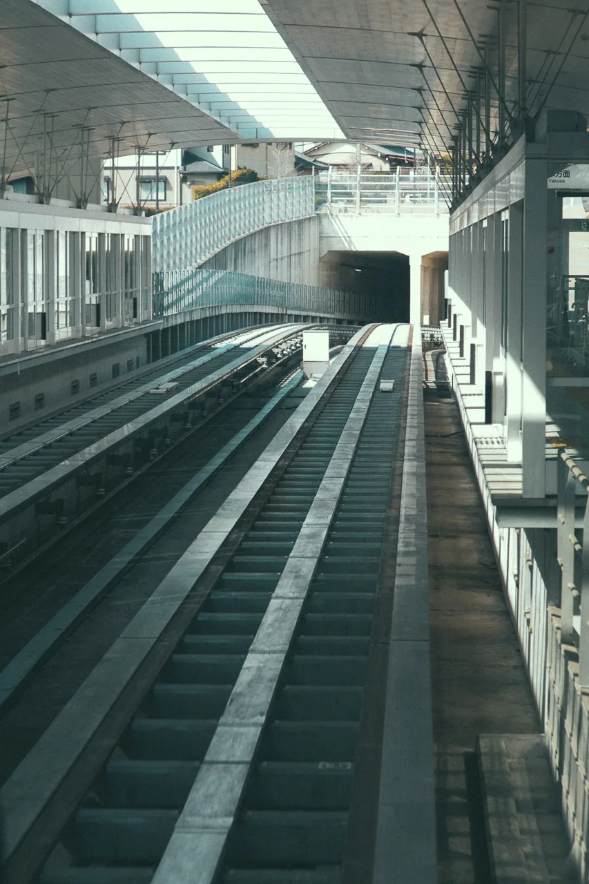 The Linimo track leading into a station