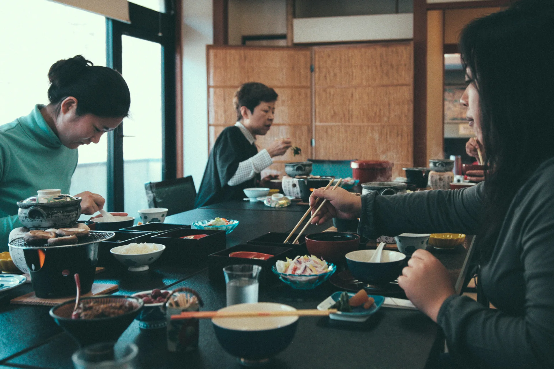 Family at breakfast