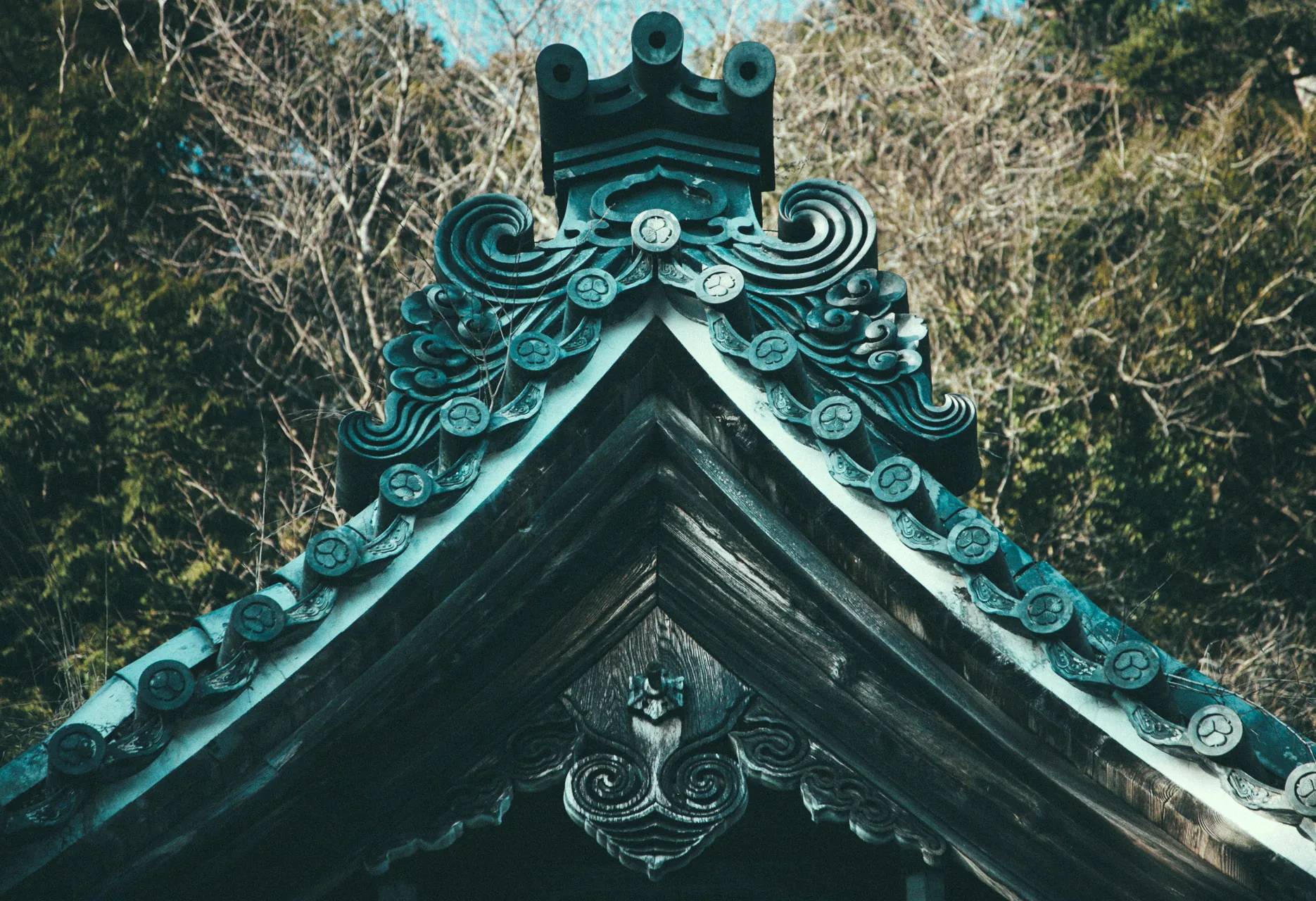 The ornate ridge of the temple roof