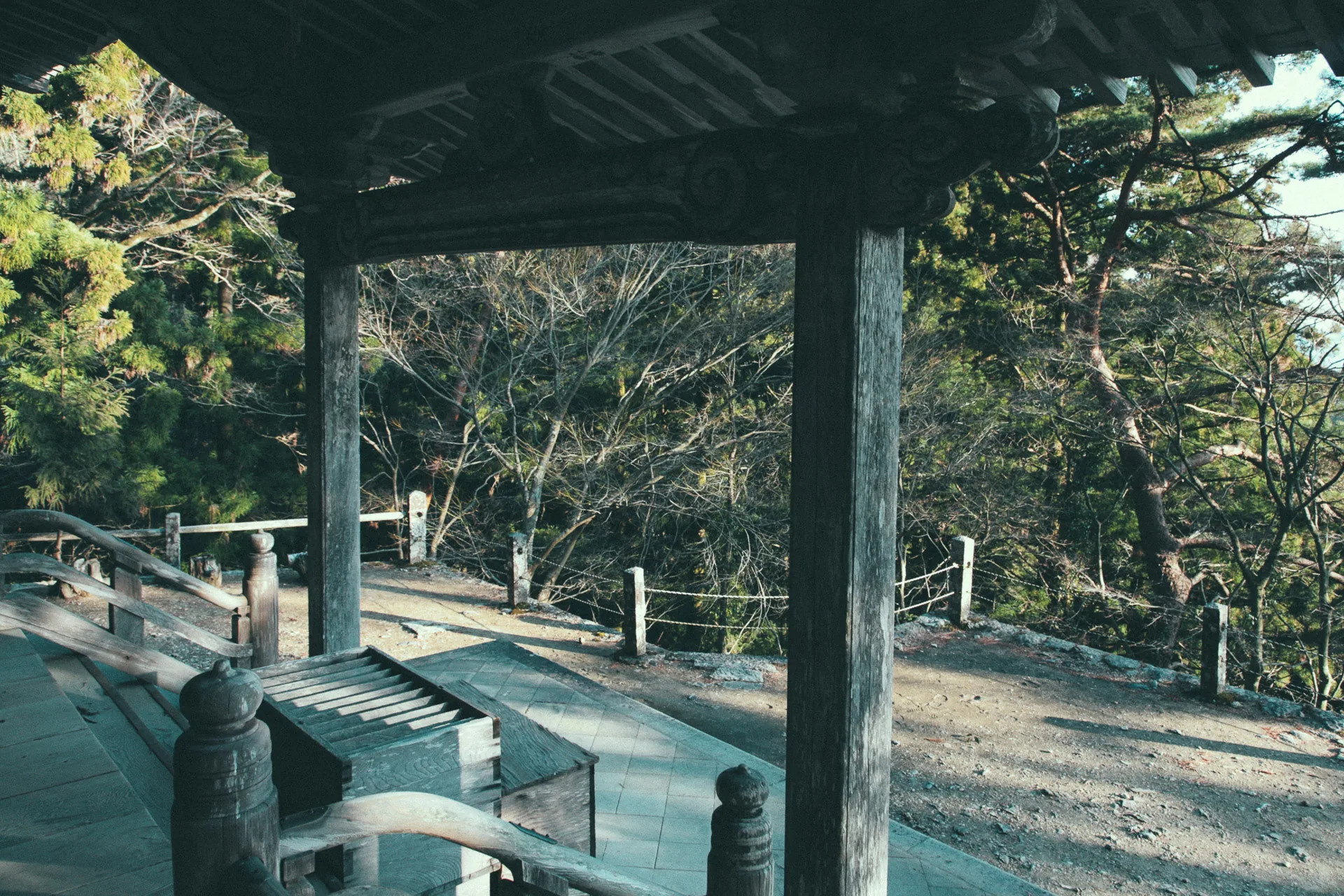 A wooden pavilion above the stairs